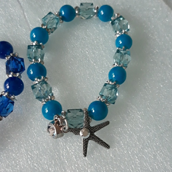 Australia Crystals star bracelet - Picture 2 of 3